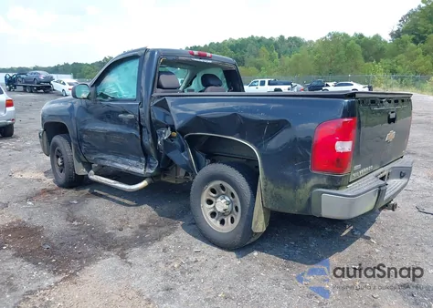 2010 Chevrolet Silverado C1500 z USA, uszkodzony, nr VIN 1GCPCPE09AZ164688